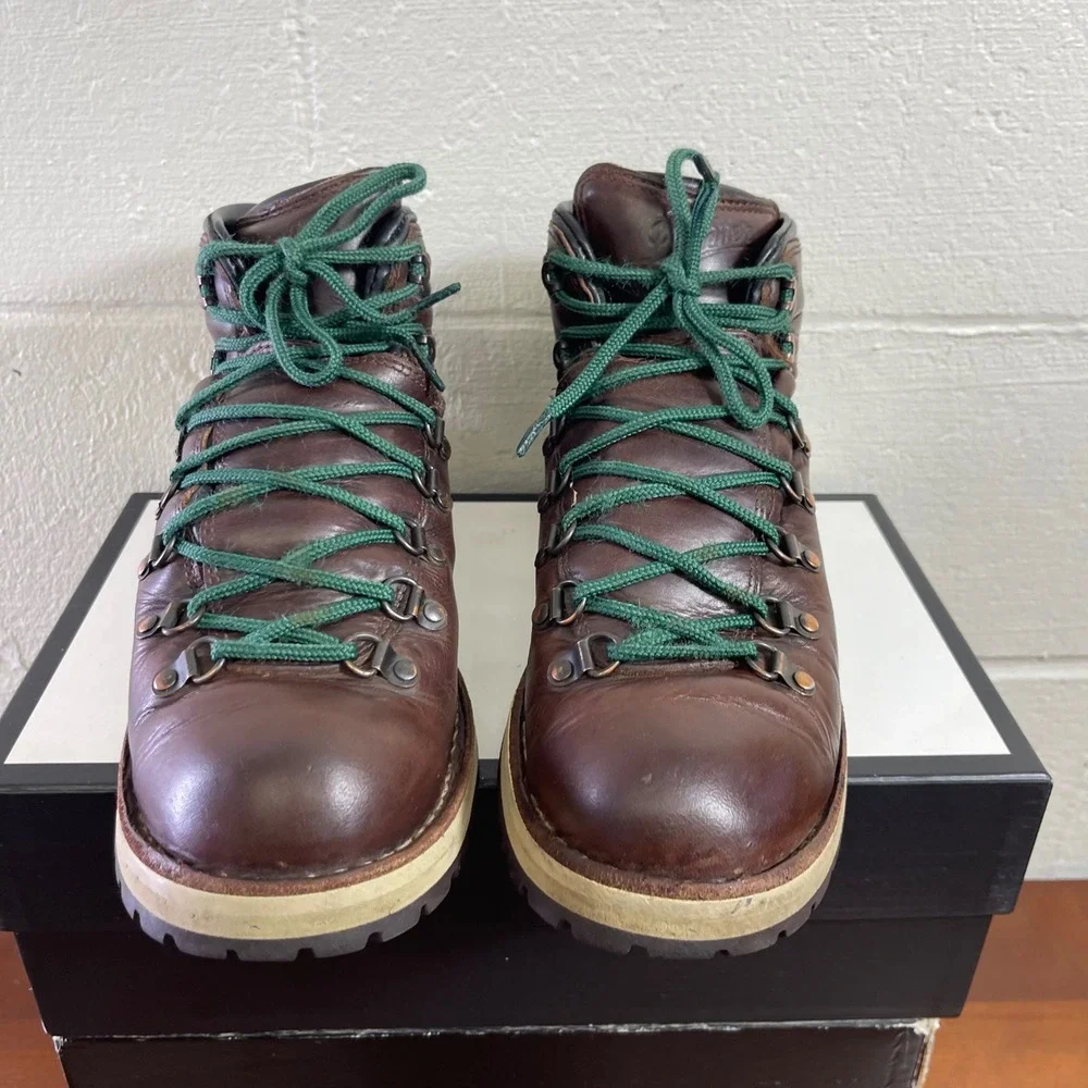 Danner mountain light